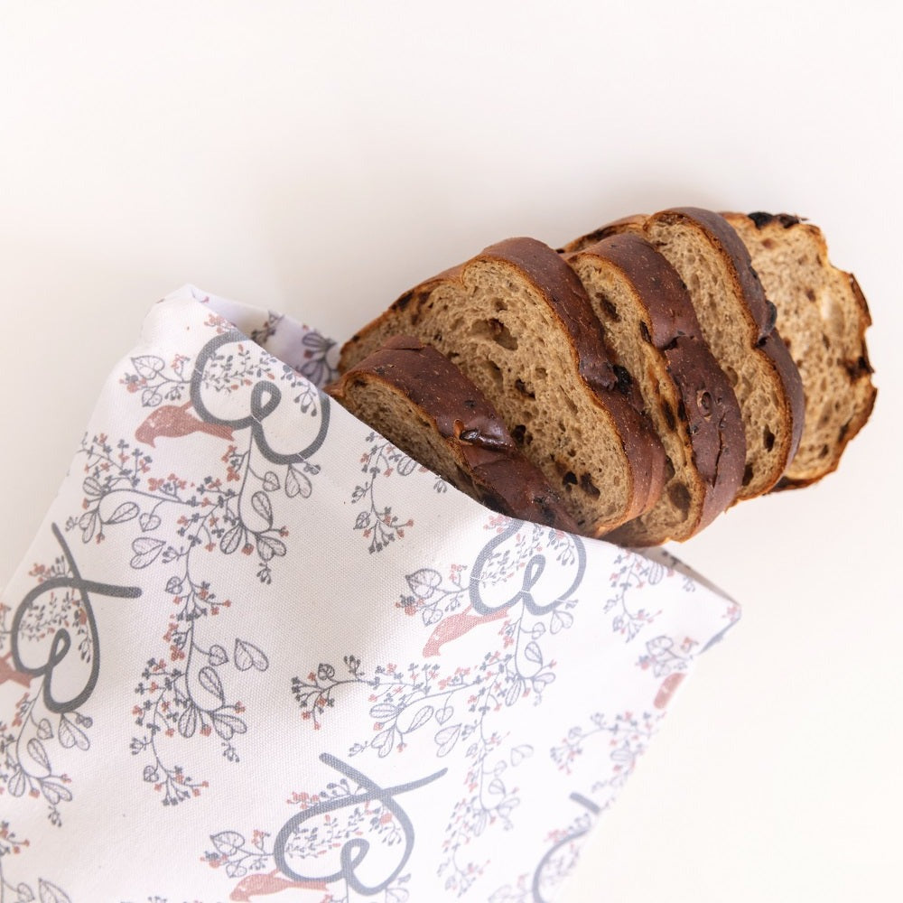 Autumn Birds Bread Bag from 4MyEarth containing raison toast.