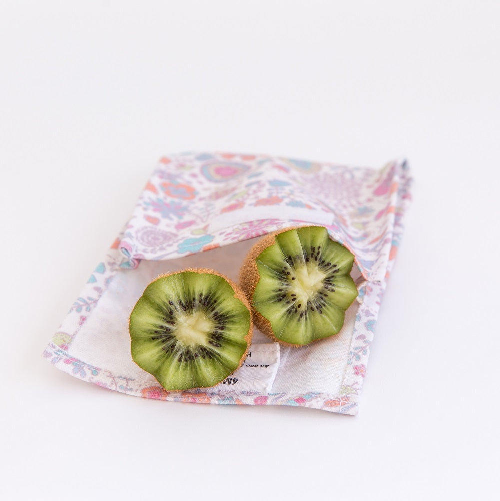 4MyEarth Snack Pocket Flower Fantasy with mandarin segments